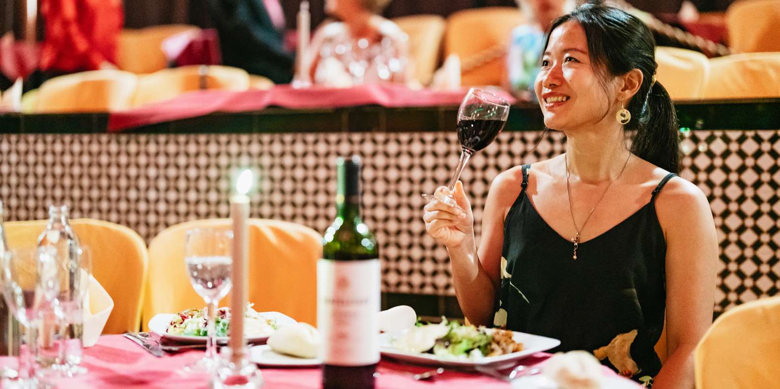Seville: Flamenco at El Palacio Andaluz with Optional Dinner