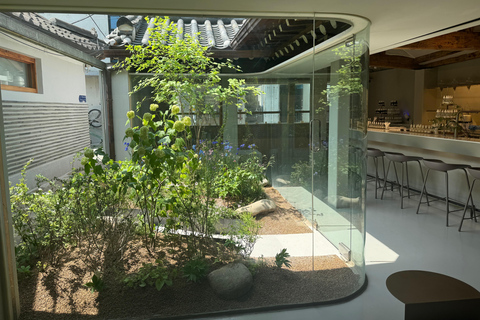 Séoul : atelier de création de parfum dans un hanokSéoul : Atelier de fabrication de parfum dans un hanok