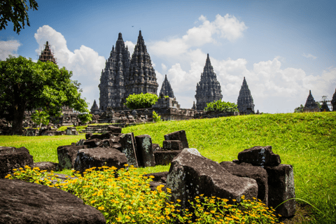 Yogyakarta: Passeio mais barato ao Templo de Borobudur e Prambanan