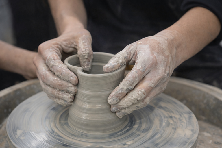 Day trip to Icheon: Pottery, Korean food, and Makgeolli Tour