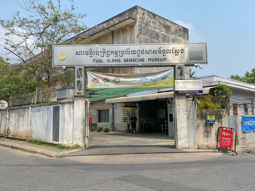Tuol Sleng Genocide Museum (S-21) (Cambodia) Tuol Sleng Genocide Museum (S-21) (Cambodia)