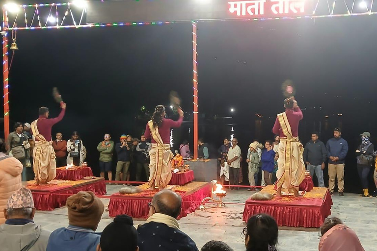 Pokhara: Aarati ceremonie in Tal Barahi tempel met gids