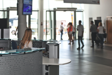München: Meet & Greet Assistent am Flughafen