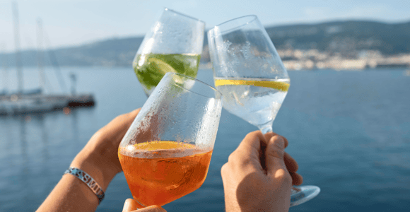Palermo: tour in barca al tramonto con aperitivo
