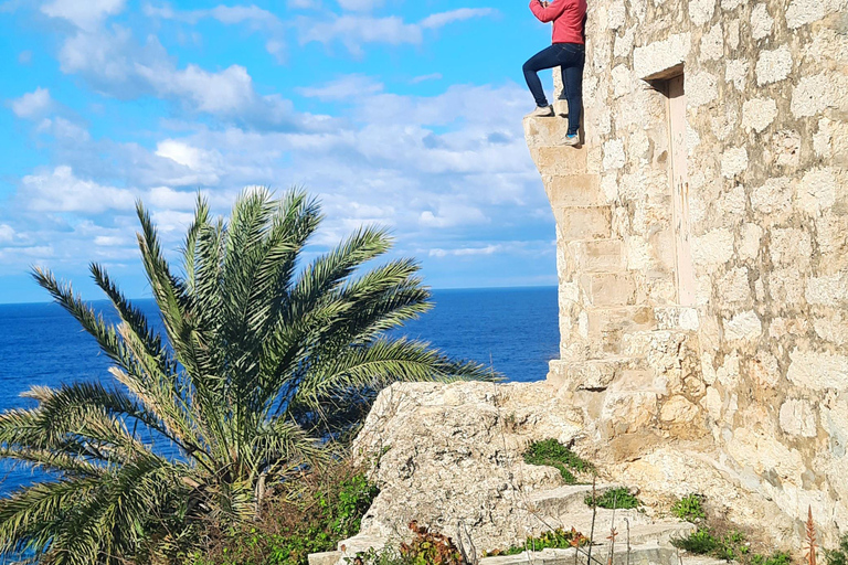 Gozo Unveiled: Caminhada guiada com Bouldering