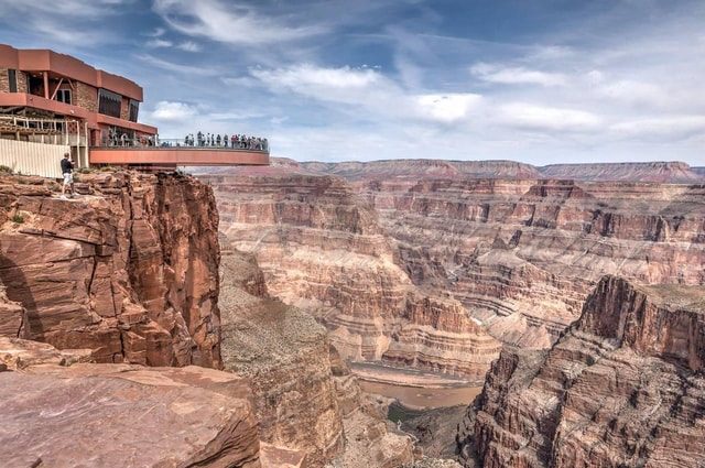 Las Vegas: Grand Canyon Flight with Optional Skywalk Entry