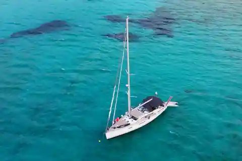 Kissamos: Balos & Gramvousa Sailing Cruise with Meal
