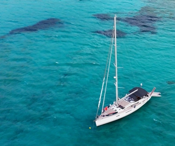 Kissamos: Balos & Gramvousa Sailing Cruise with Meal