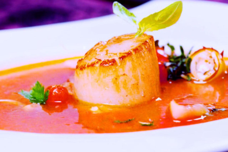 Hanover: Seafood Cooking Class with 4-Course Meal & Drinks