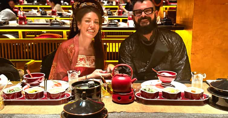 Shanghai Guided Royal Banquet Photo with Massage Option photo 3