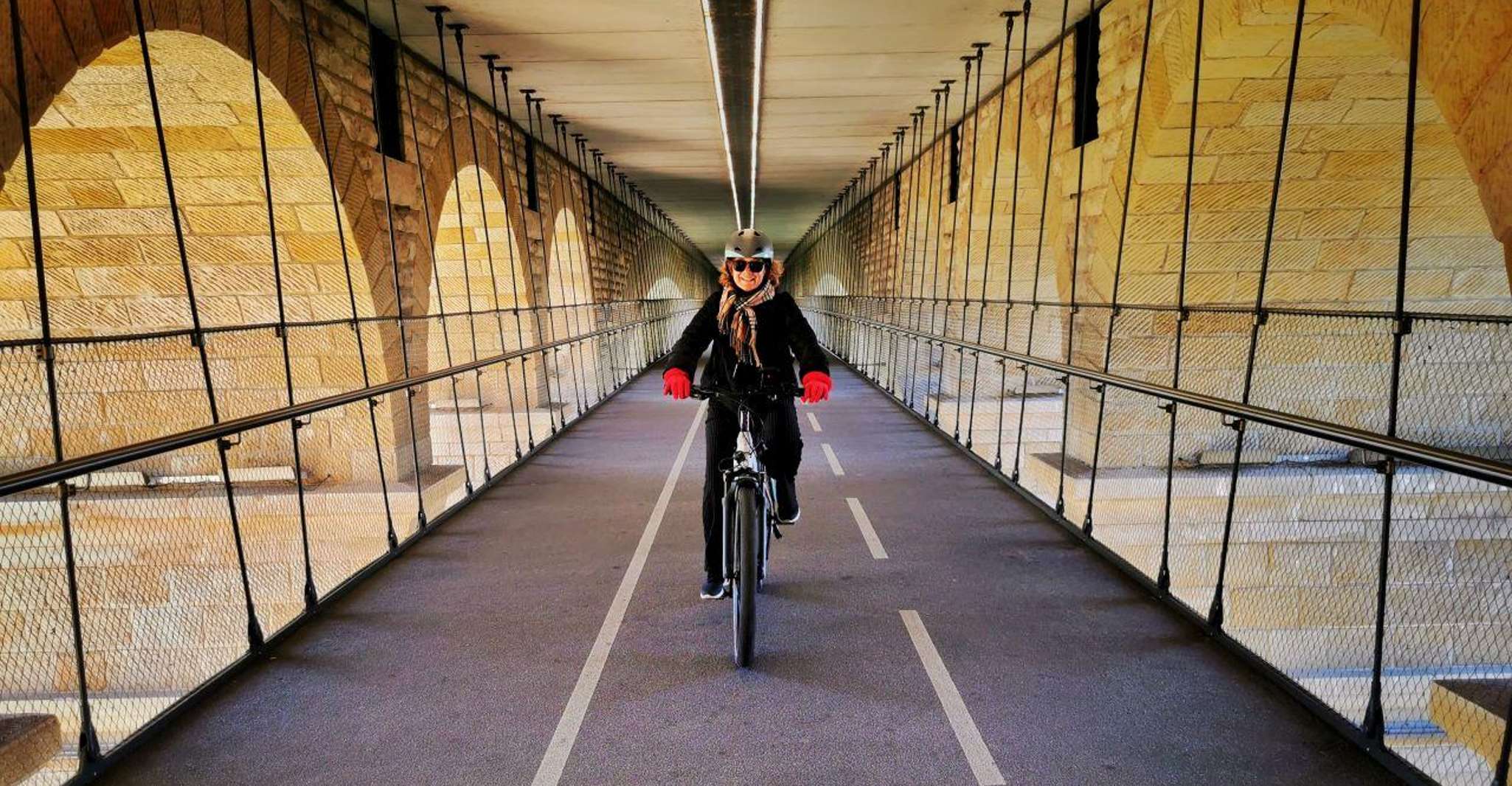 最高のルクセンブルク市、ガイド付きEバイクツアー - Hizvo