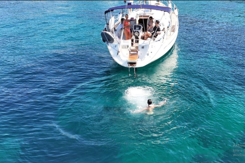 Dubrovnik: Private Sailing Boat Tour to Elaphiti & Blue Cave