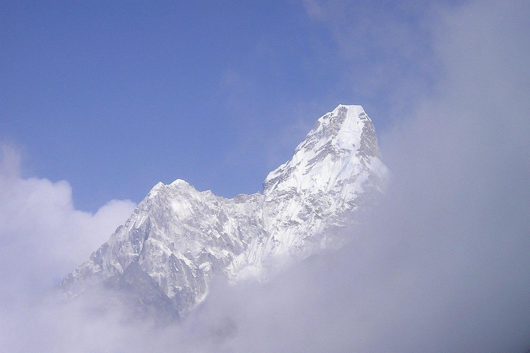Everest Base Camp: 9-Day Trek and Helicopter Tour