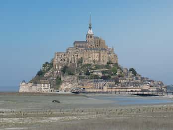 Mont Saint Michel: Departure from Le Havre, Deauville, Honfleur
