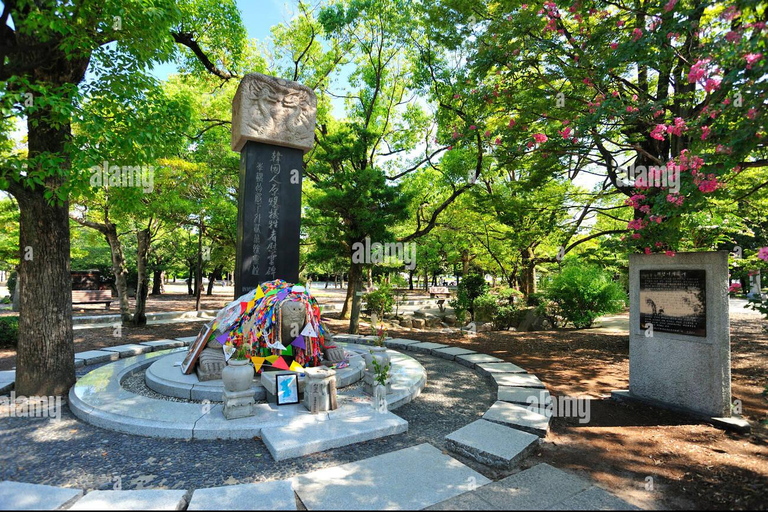 Sentiero del patrimonio di Hiroshima: Cupola, castello di Hiroshima e giardino