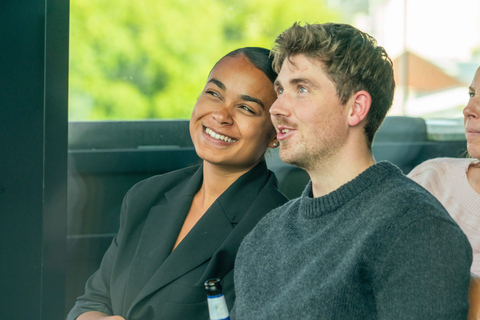 Cozy Comedy mit Blick auf die Alster