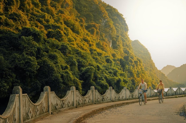 Lan Ha Bay Day Trip best selling: Kayaking, Swimming, Biking