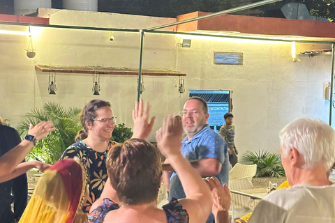 Delhi : excursion de 5 jours dans le Triangle d&#039;Or avec un guide germanophoneExcursion de 5 jours avec hébergement dans des hôtels 4 étoiles