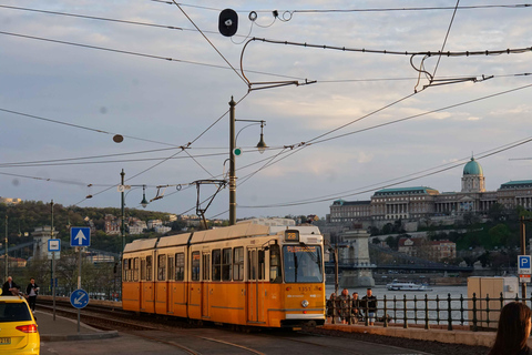 Pest Panorama: Tour with Oldest Metro in Europe and Tram