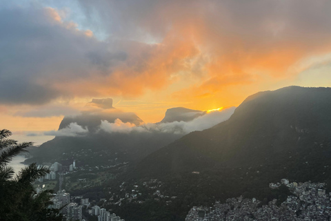 Dois irmãos sunrise hike & drone video