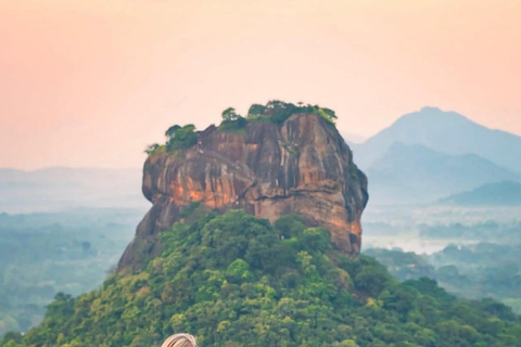 Trincomalee to Sigiriya: Wildlife Safari & Scenic Transfer