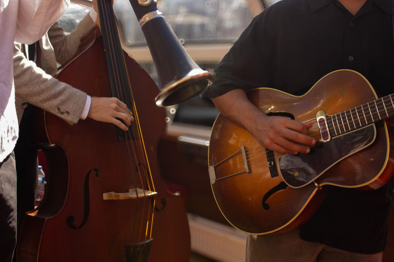 Amsterdam: Jazz Canal Cruise with Live Music