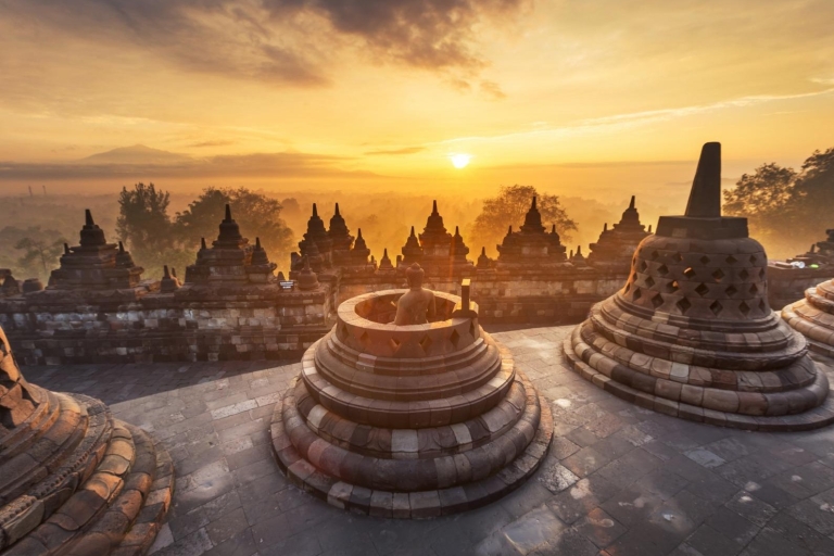 Borobudur Sonnenaufgang und Prambanan Tour ab YogyakartaBorobudur Sonnenaufgang und Prambanan geführte Tour