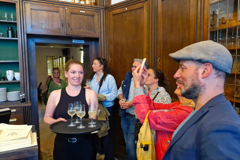 ساربروكن: جولة تذوق النبيذ الإقليميةساربروكن: جولة تذوق النبيذ الإقليمي