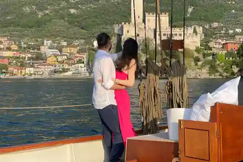 Malcesine: Romantic Cruise on Historical Sailboat