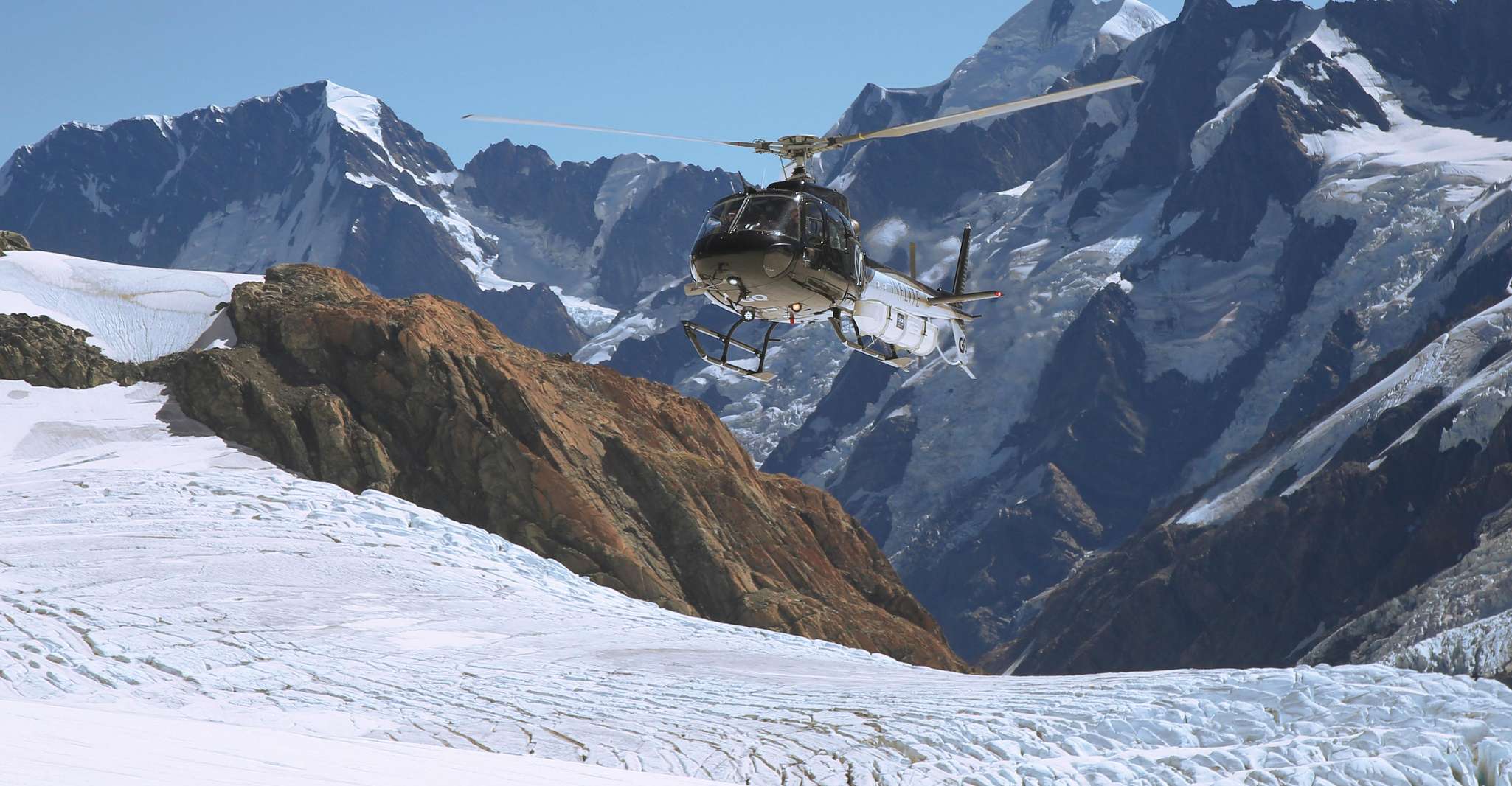 Franz Josef, 30-min Flight Franz Josef & Tasman Glaciers - Hizvo
