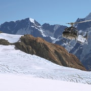 Franz Josef: 30-min Flight over Franz Josef & Tasman Glaciers Franz Josef: 30-min Flight over Franz Josef & Tasman Glaciers