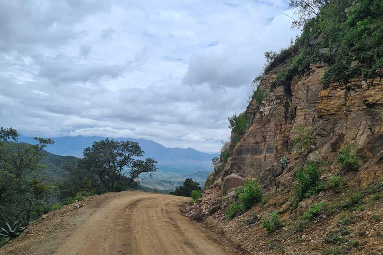 Oaxaca Sierra Norte MTB Tour: Descend, Textiles & Mezcal