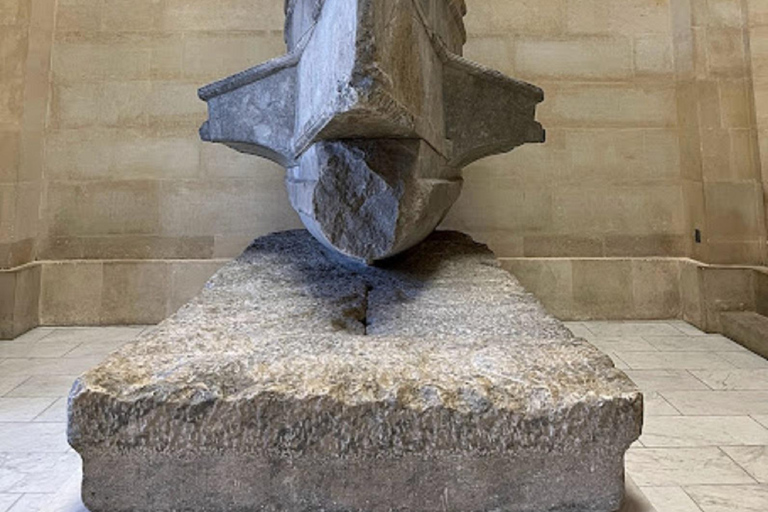 París: Visita guiada en PORTUGUÉS al Louvre-semiprivada