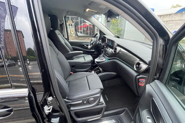 From Bellagio center : Private 1-Way Transfer to Milan City Sedan From Bellagio center : Private 1-Way Transfer to Milan