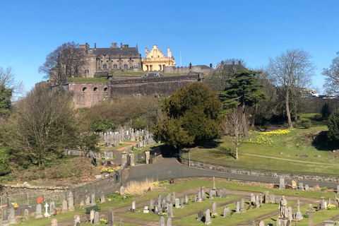 Stirling: Tour privato a piedi dei punti salienti del centro storicoStirling: Tour privato a piedi dei punti salienti della Città Vecchia