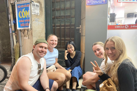 Hanoi: Discover Vegan Local Street Food, food&amp;guide includedHanoi: Local vegan/vegetarian street food tour