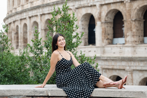 Rome: Private Editorial Shoot at Trevi Fountain or Colosseum Early Morning Trevi Fountain: 30-Minute Private Shoot