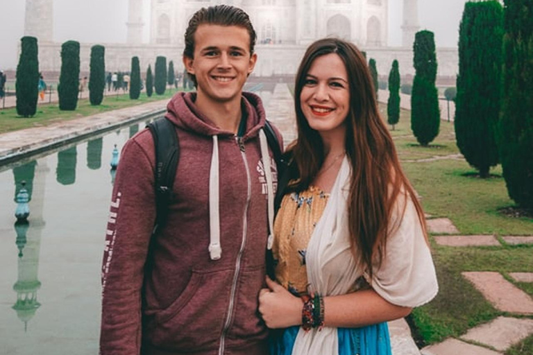 From Delhi: Taj Mahal & Agra Private Day Trip with Transfers From Delhi: Private AC Car, Driver and Guide