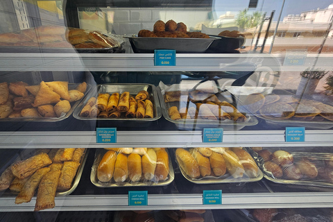 Muscat: Omani Food Tour with Shuwa & Halwa