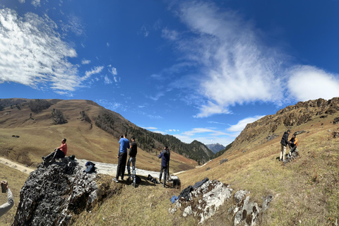 Au départ de Katmandou : 14 jours de TREK DU LAC RARADepuis Katmandou : TREK DU LAC RARA