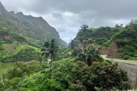 Hiking: From Serra Malagueta to Ribeira Principal