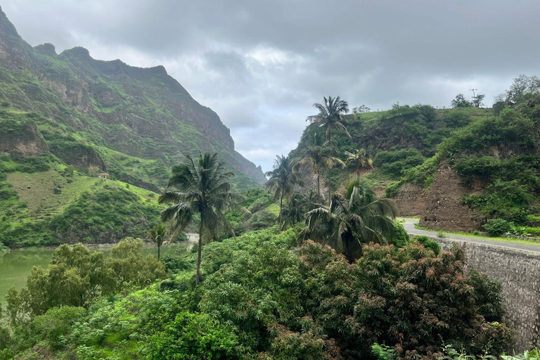 Hiking: From Serra Malagueta to Ribeira Principal