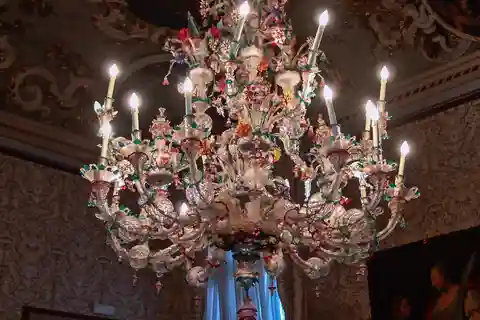 Venice: Guided Boat Tour to Murano and Glass Blowing