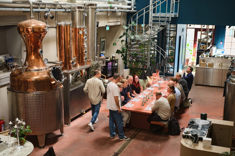 Gothenburg: Distillery Tour and Guided Tasting