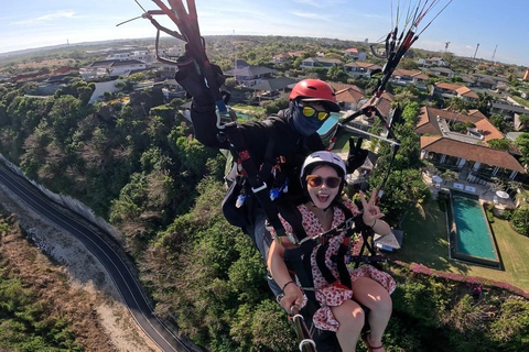 Bali Paragliding:Flight at Pandawa Beach & Tanah Barak Cliff