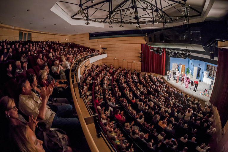 Ticket for the Christmas revue "Weiße Zeiten" at the COMÖDIE Dresden