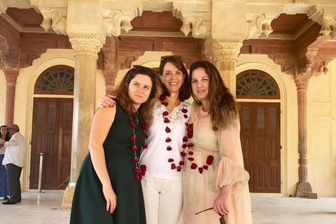 Jaipur : Marché aux fleurs, Fort d&#039;Amber, Temple des singes et visite de la villeVisite guidée sans guide