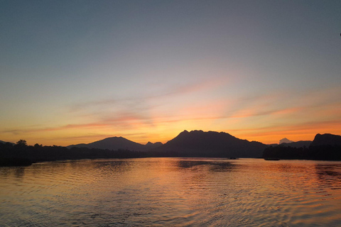 Luang Prabang First Day: EV City Tour & Sunset Cruise