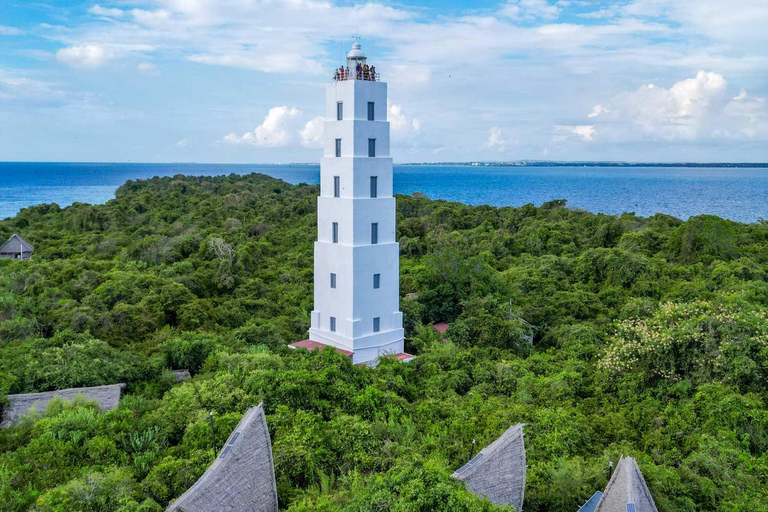 Zanzibar: Chumbe Island Day Trip incl. guided snorkelling