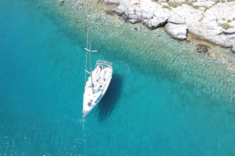 Croisière Dia Sailing avec repas et boissons tout comprisCroisière Dia avec service de transfert inclus